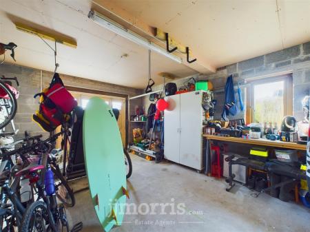 Integral Garage