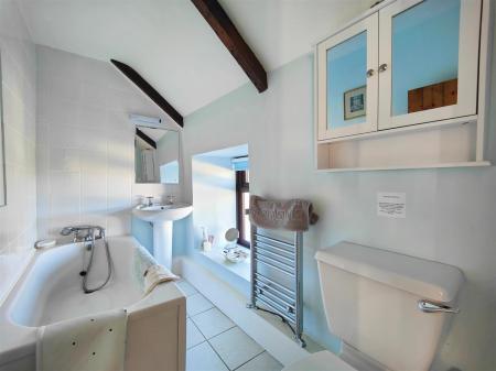 En Suite Bathroom