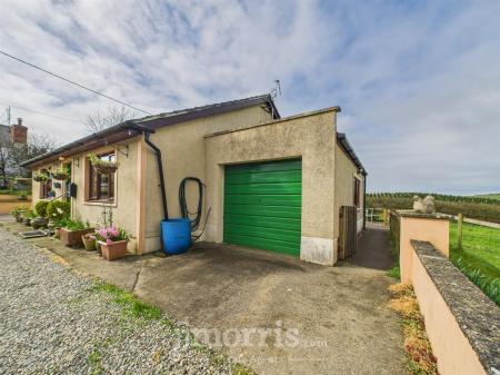 Lean-to Garage