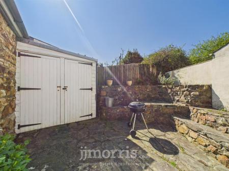 Lean to Store/Tool Shed