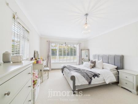 Bedroom 1 (front)