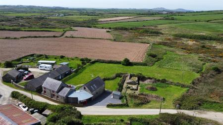 Ysgubor Trehysbys,, Rhodiad y Brenin St. Davids, H