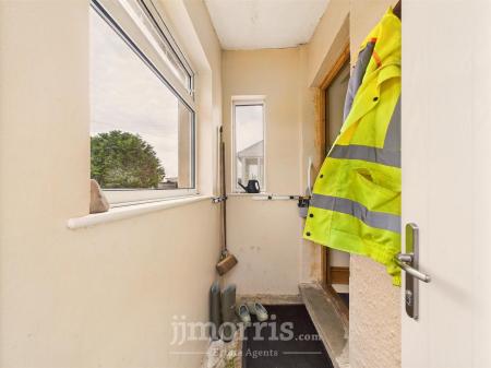 Side Entrance Porch