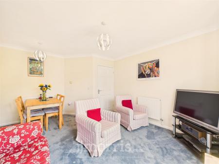 Sitting/Dining Room