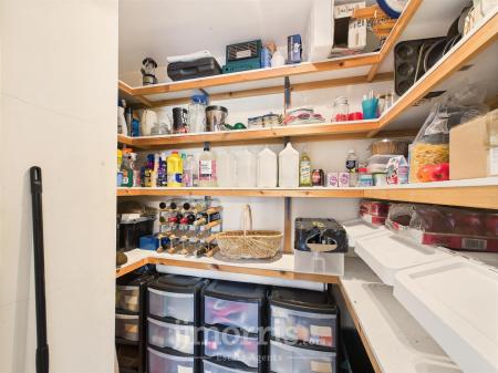 Walk in Larder