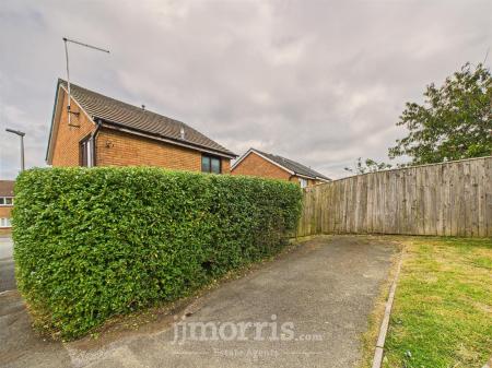 CAM02122G0-PR0338-STILL003.jpg