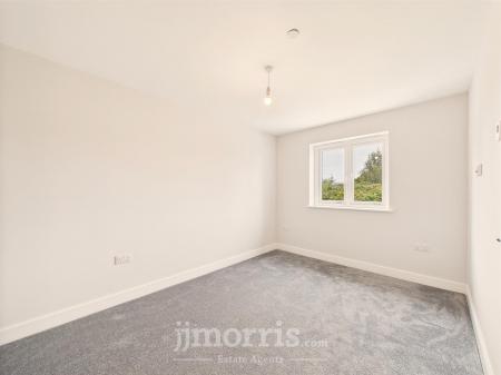 Bedroom 2 (Front)