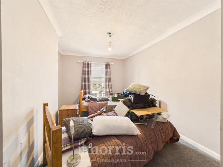 Bedroom 2 (Front)