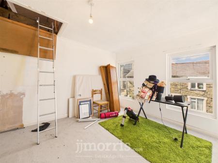 Bedroom 3 (Front)