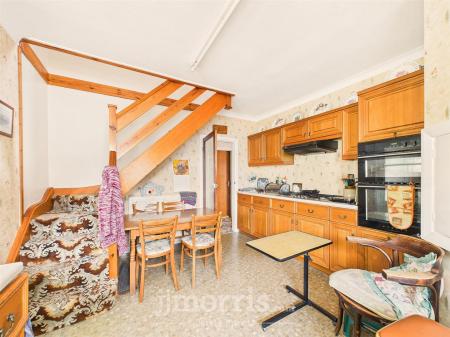 Kitchen/Breakfast Room