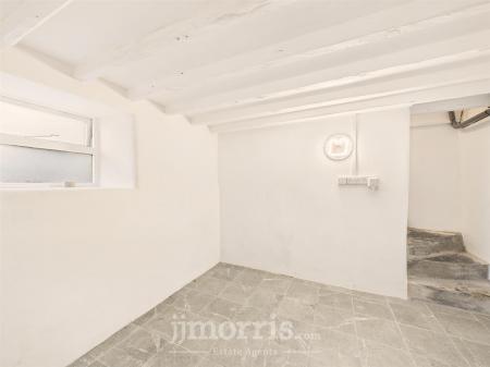 Lower Ground Floor Cellar Store/Freezer/Cold Room