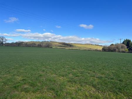 Land at Sarnau Fields