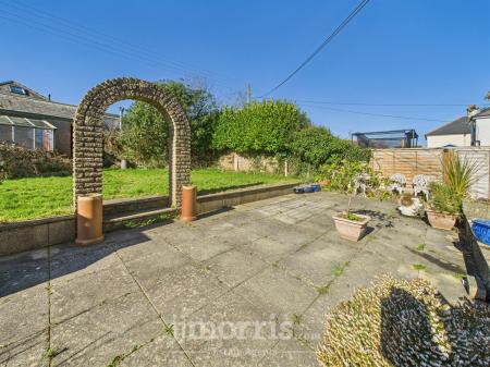 CAM02121G0-PR0127-STILL017.jpg