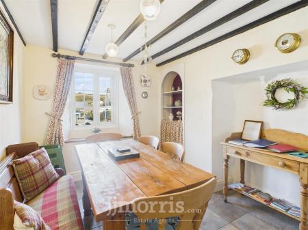 Breakfast Room