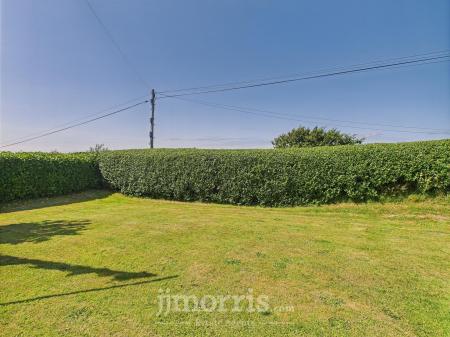 CAM02121G0-PR0173-STILL031.jpg
