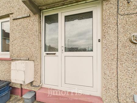 CAM02121G0-PR0160-STILL012.jpg
