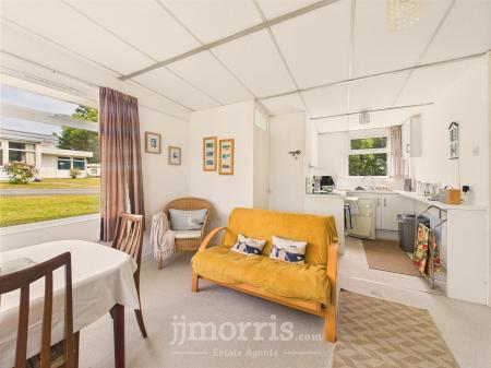 Lounge/Kitchen Area (Open plan)