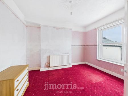 CAM02878G0-PR0015-STILL004.jpg