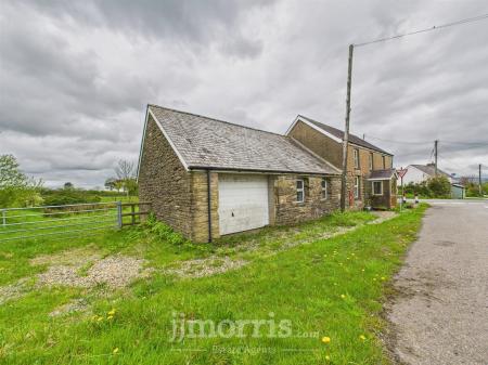 CAM02878G0-PR0021-STILL017.jpg