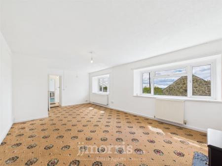 CAM02878G0-PR0020-STILL016.jpg