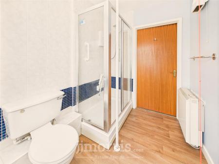 CAM02878G0-PR0038-STILL007.jpg