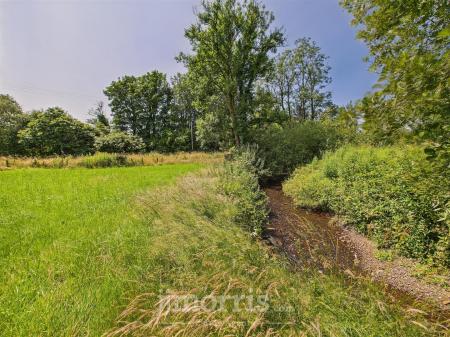 CAM02878G0-PR0050-STILL004.jpg