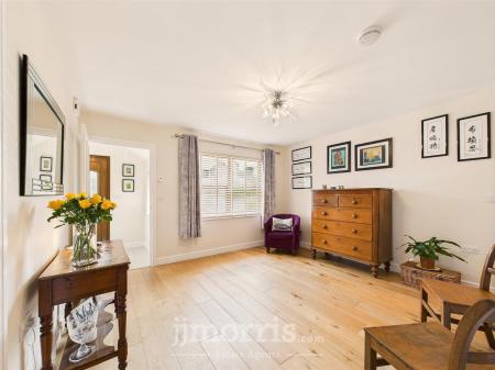 Hall / Dining Room