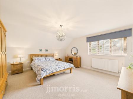 Bedroom 1 (Master)