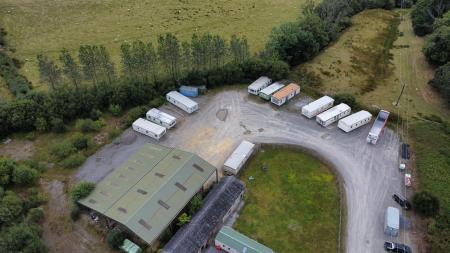 Description Lot 4