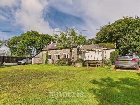 CAM02878G0-PR0077-STILL005.jpg