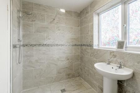 Shower Room/WC
