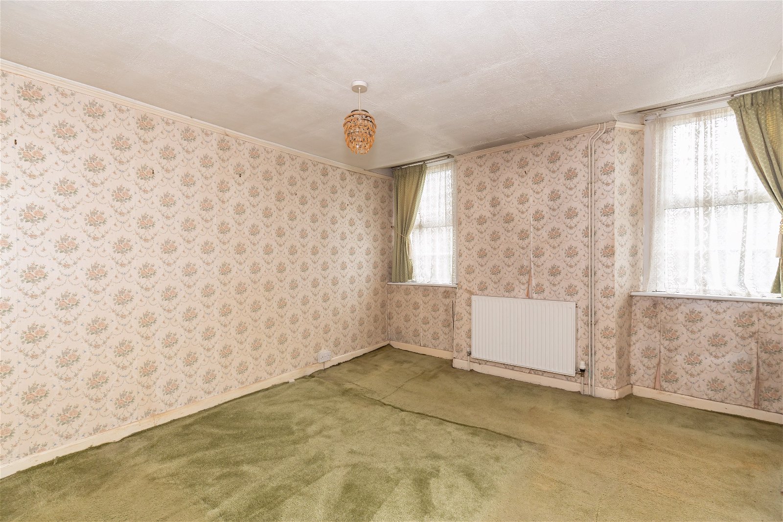 3 bedroom End of Terrace House for sale in Frome