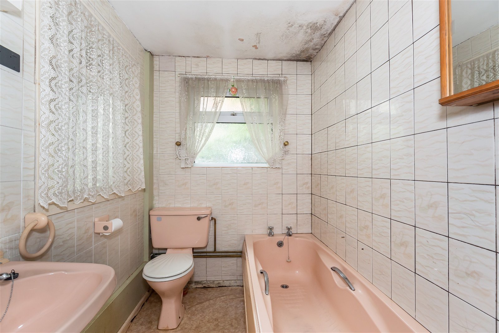 3 bedroom End of Terrace House for sale in Frome