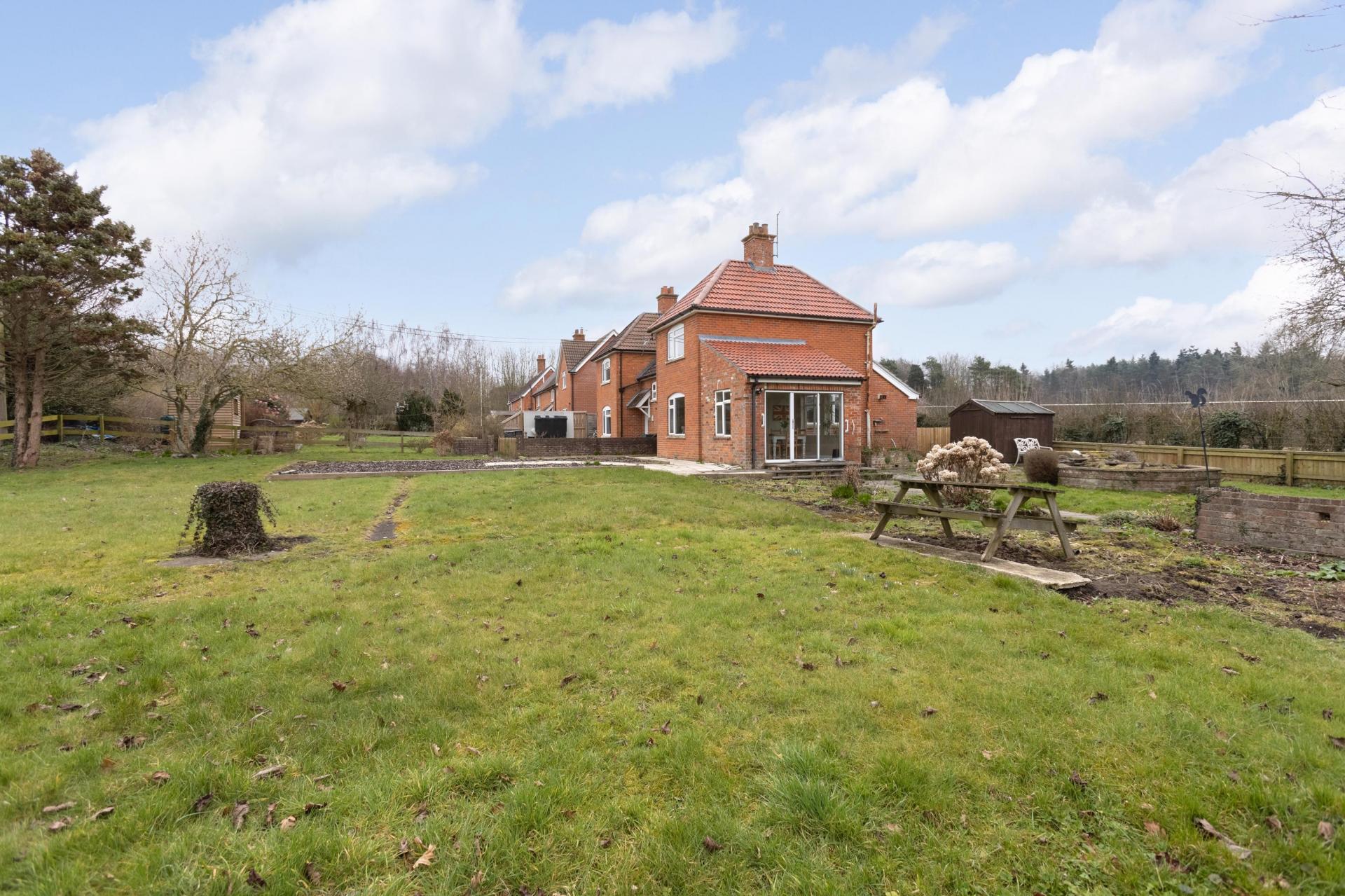 2 bedroom House for sale in Devizes