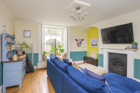 Basement Flat, 23 Caledonia Place-15.jpg