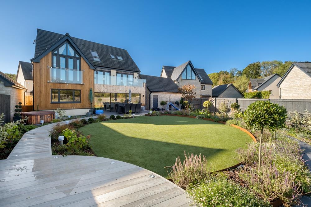 5 bedroom Detached House for sale in Bristol