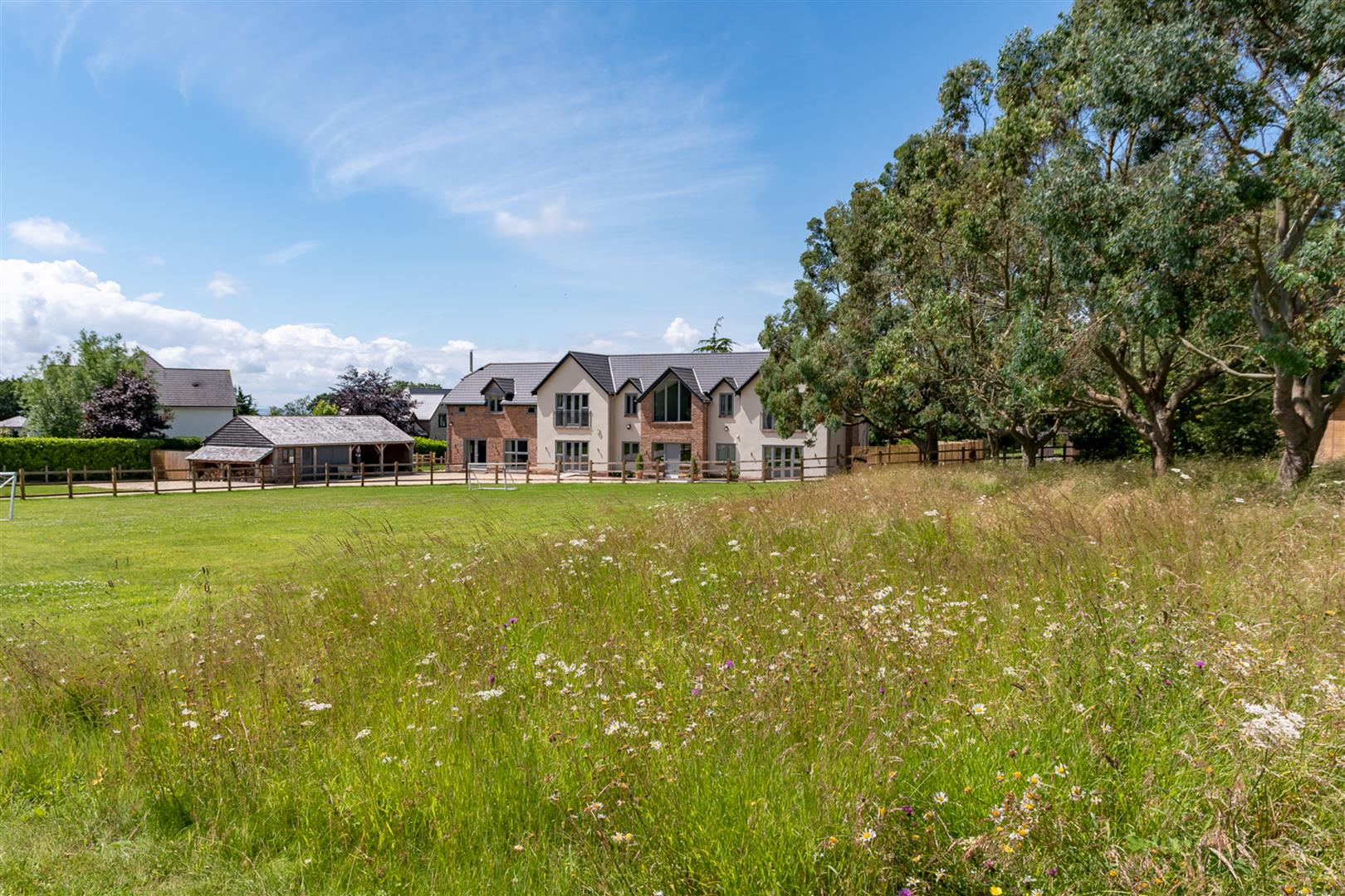 6 bedroom Detached House for sale in West Hill Wraxall Bristol