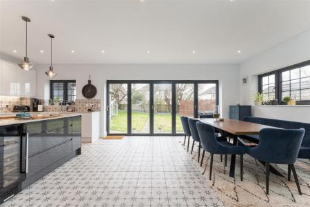 228ShirehamptonRoad-21.jpg