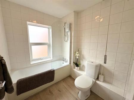 Bathroom.jpg