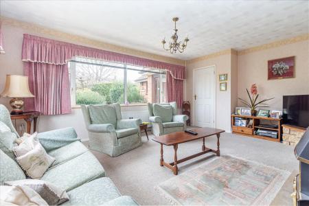 Living-room-1.jpg
