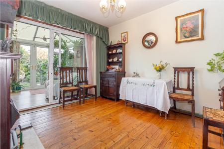 Dining-room-1.jpg