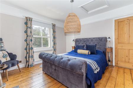 Bedroom-2-2 28.jpg