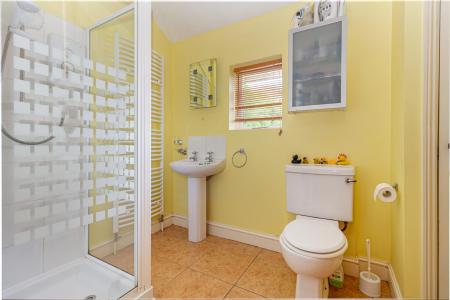 Bathroom-2.jpg