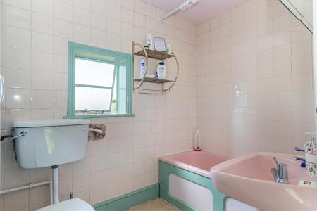 Bathroom-.jpg