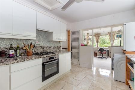 Kitchen-3.jpg