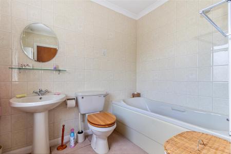 Bathroom-1.jpg