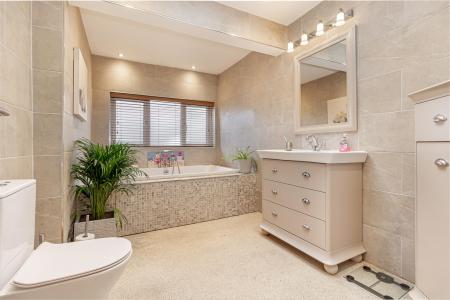 Bathroom-1.jpg