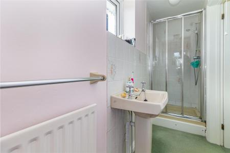 Ensuite-2.jpg