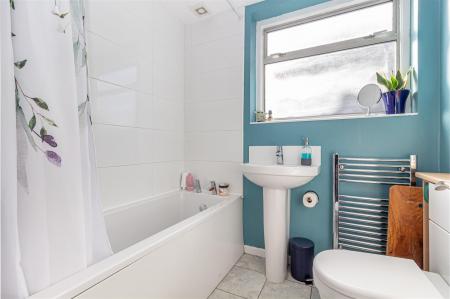 Bathroom-1.jpg