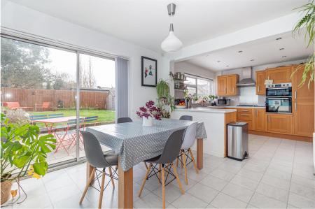 Kitchen-Diner-1.jpg